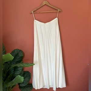 Vintage Pleated Maxi Skirt